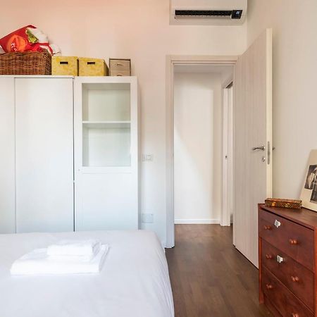 Cozy Apartment Near Central Station Milano Exterior foto