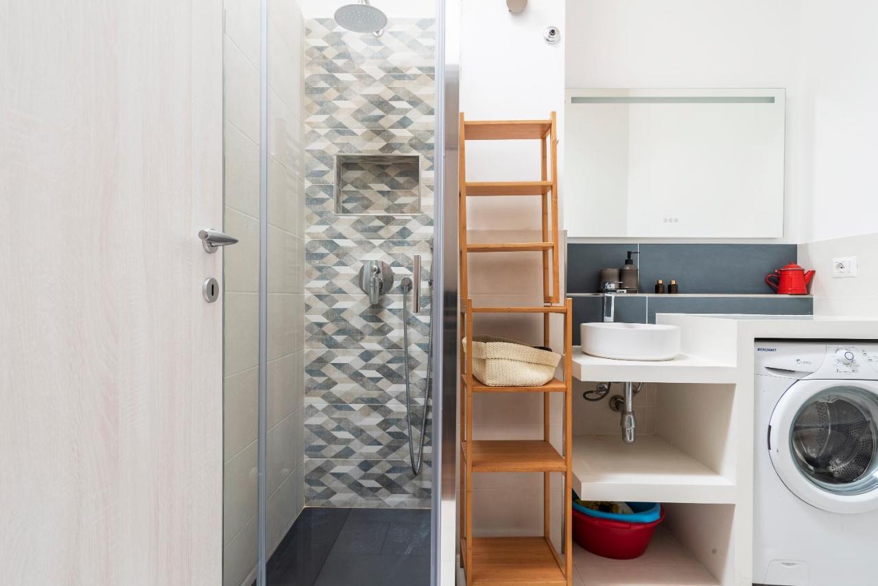 Cozy Apartment Near Central Station Milano Exterior foto